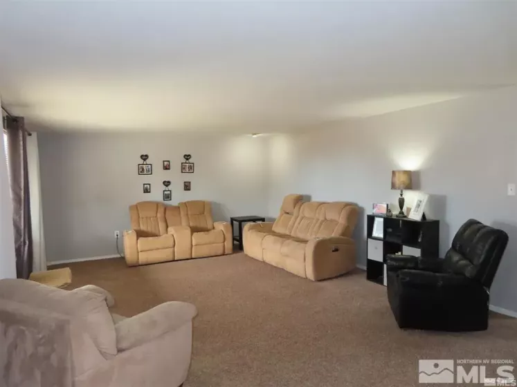 273 Mc Coy, Winnemucca, Nevada 89445, 3 Bedrooms Bedrooms, ,3 BathroomsBathrooms,Residential,Residential,Mc Coy,250004104