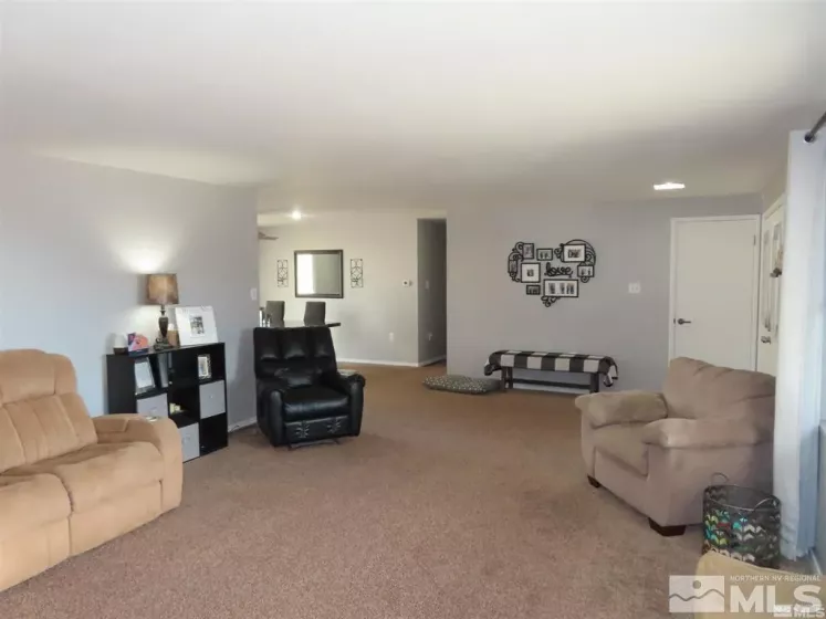 273 Mc Coy, Winnemucca, Nevada 89445, 3 Bedrooms Bedrooms, ,3 BathroomsBathrooms,Residential,Residential,Mc Coy,250004104