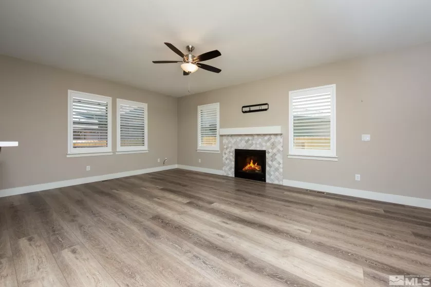 1112 Drysdale, Carson City, Nevada 89703, 4 Bedrooms Bedrooms, ,3 BathroomsBathrooms,Residential,Residential,Drysdale,250004573