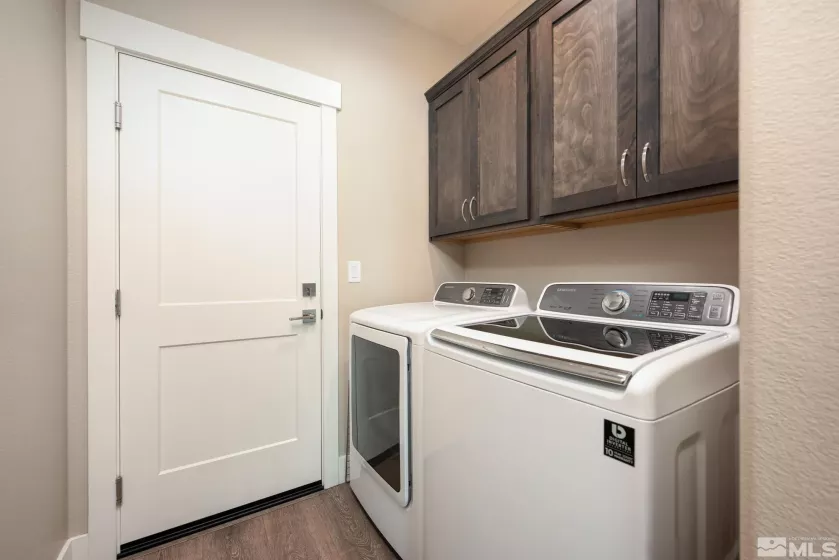1112 Drysdale, Carson City, Nevada 89703, 4 Bedrooms Bedrooms, ,3 BathroomsBathrooms,Residential,Residential,Drysdale,250004573