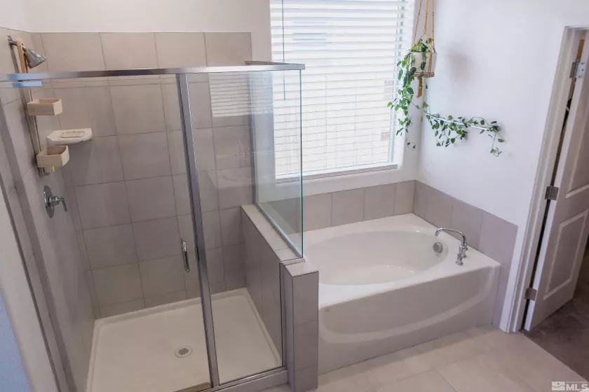 7216 Mustengo, Reno, Nevada 89506, 3 Bedrooms Bedrooms, ,2 BathroomsBathrooms,Residential,Residential,Mustengo,250004365