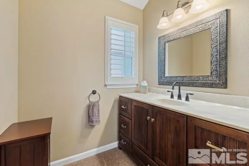 3169 Oakshire, Reno, Nevada 89509, 3 Bedrooms Bedrooms, ,3 BathroomsBathrooms,Residential,Residential,Oakshire,250003710