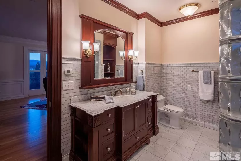 631 California, Reno, Nevada 89509, 8 Bedrooms Bedrooms, ,14 BathroomsBathrooms,Residential,Residential,California,240007167