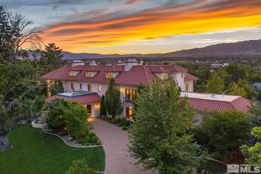 631 California, Reno, Nevada 89509, 8 Bedrooms Bedrooms, ,14 BathroomsBathrooms,Residential,Residential,California,240007167