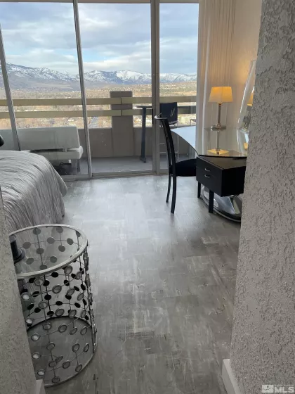 100 Arlington, Reno, Nevada 89501, 1 Bedroom Bedrooms, ,1 BathroomBathrooms,Residential,Residential,Arlington,250004356