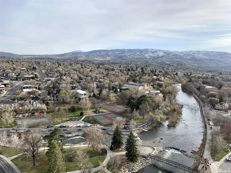 100 Arlington, Reno, Nevada 89501, 1 Bedroom Bedrooms, ,2 BathroomsBathrooms,Residential,Residential,Arlington,250004353