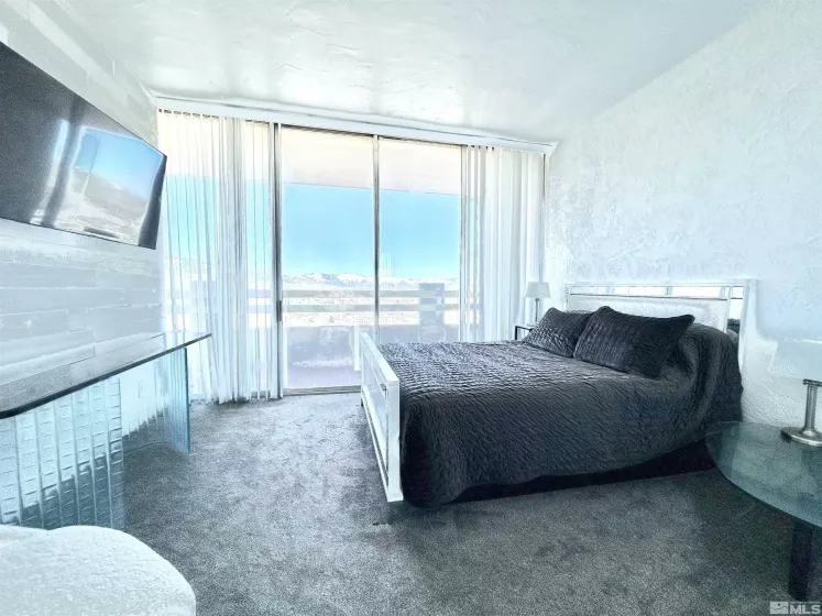 100 Arlington, Reno, Nevada 89501, 1 Bedroom Bedrooms, ,2 BathroomsBathrooms,Residential,Residential,Arlington,250004353