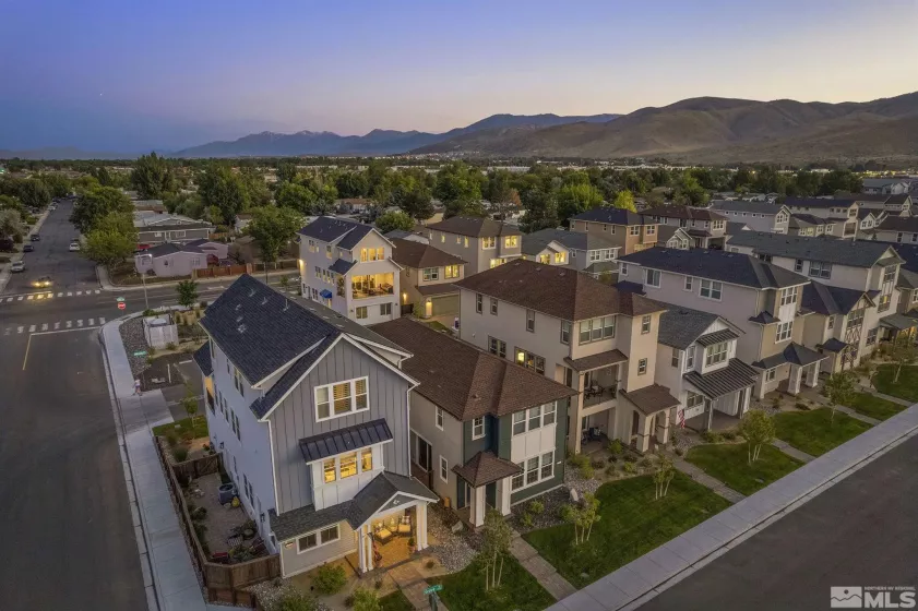 1183 Grove, Carson City, Nevada 89701, 3 Bedrooms Bedrooms, ,3 BathroomsBathrooms,Residential,Residential,Grove,250004351