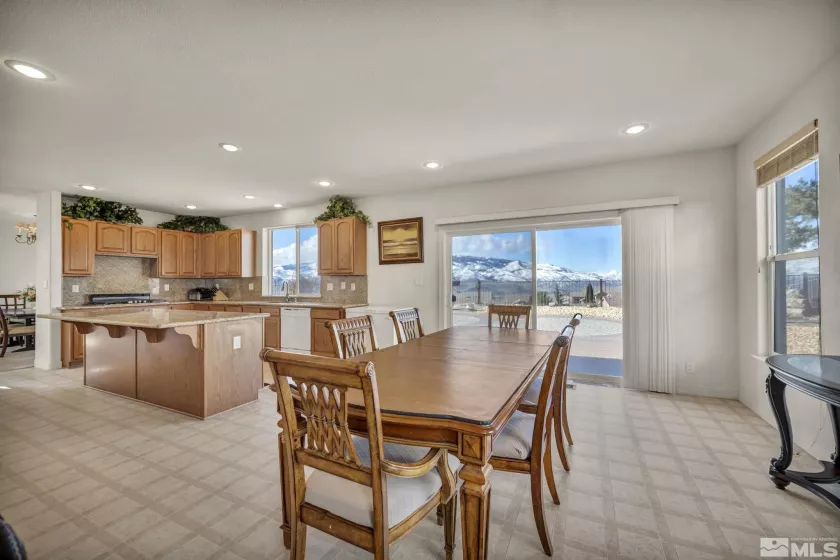 2861 Sunline, Reno, Nevada 89523, 4 Bedrooms Bedrooms, ,3 BathroomsBathrooms,Residential,Residential,Sunline,250003858