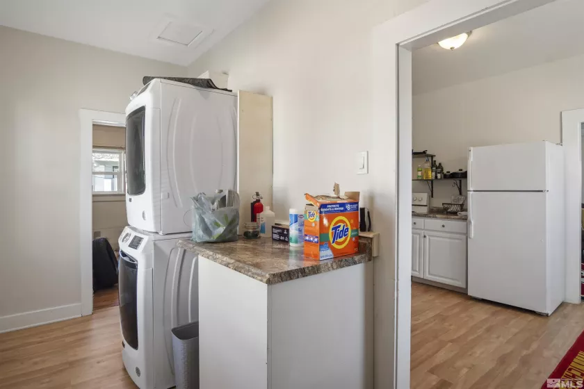 529 11th, Sparks, Nevada 89431, 2 Bedrooms Bedrooms, ,1 BathroomBathrooms,Residential,Residential,11th,250004225