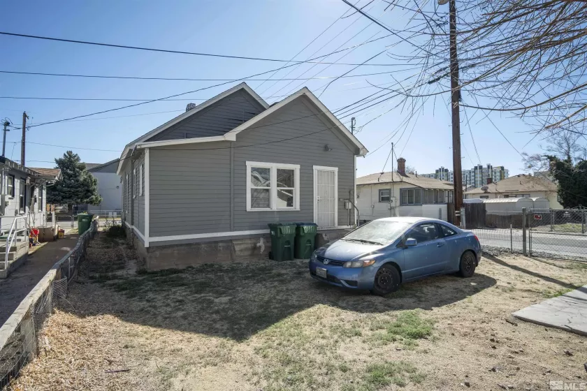 529 11th, Sparks, Nevada 89431, 2 Bedrooms Bedrooms, ,1 BathroomBathrooms,Residential,Residential,11th,250004225