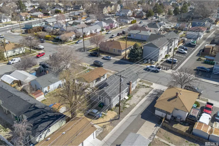 529 11th, Sparks, Nevada 89431, 2 Bedrooms Bedrooms, ,1 BathroomBathrooms,Residential,Residential,11th,250004225