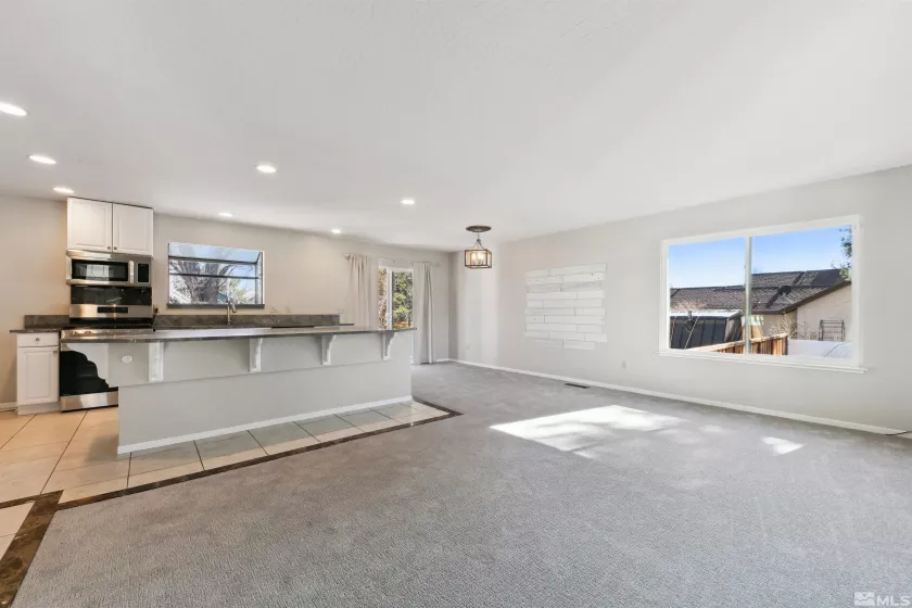1599 Lucerne, Minden, Nevada 89423, 4 Bedrooms Bedrooms, ,4 BathroomsBathrooms,Residential,Residential,Lucerne,250002179