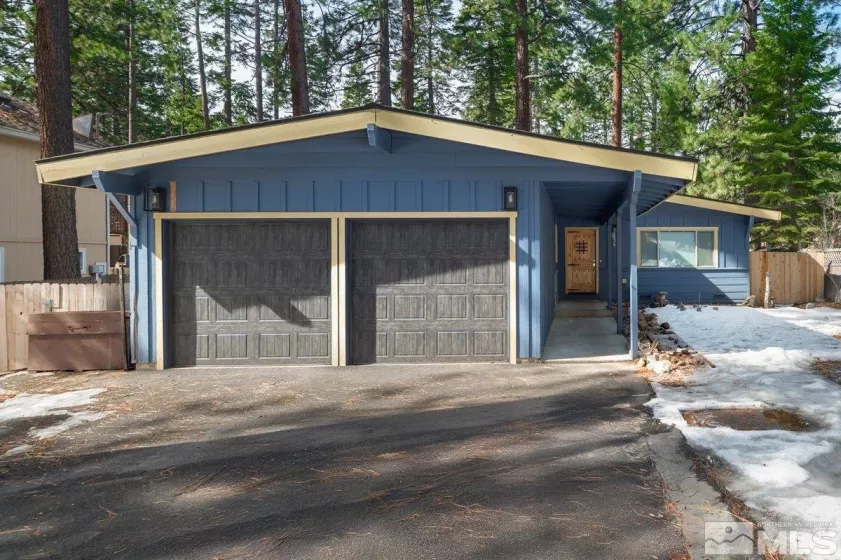 190 Meadow, Stateline, Nevada 89449, 3 Bedrooms Bedrooms, ,2 BathroomsBathrooms,Residential,Residential,Meadow,250002198