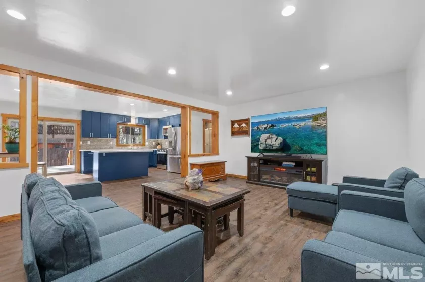 190 Meadow, Stateline, Nevada 89449, 3 Bedrooms Bedrooms, ,2 BathroomsBathrooms,Residential,Residential,Meadow,250002198
