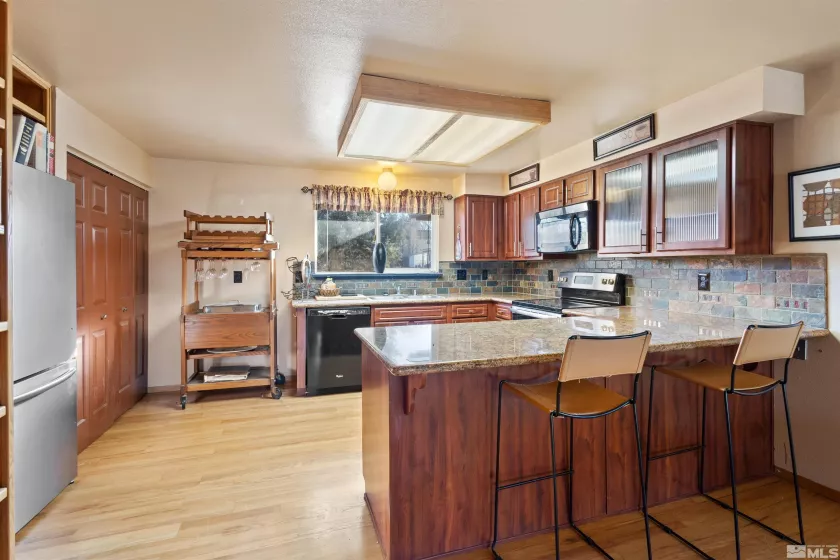 885 Creek View, Reno, Nevada 89511, 3 Bedrooms Bedrooms, ,2 BathroomsBathrooms,Residential,Residential,Creek View,240015048