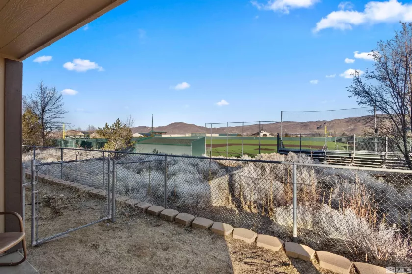 885 Creek View, Reno, Nevada 89511, 3 Bedrooms Bedrooms, ,2 BathroomsBathrooms,Residential,Residential,Creek View,240015048