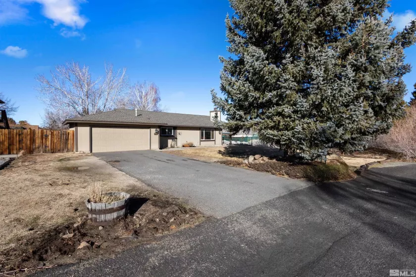 885 Creek View, Reno, Nevada 89511, 3 Bedrooms Bedrooms, ,2 BathroomsBathrooms,Residential,Residential,Creek View,240015048
