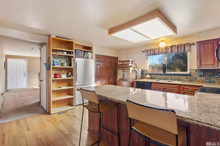 885 Creek View, Reno, Nevada 89511, 3 Bedrooms Bedrooms, ,2 BathroomsBathrooms,Residential,Residential,Creek View,240015048