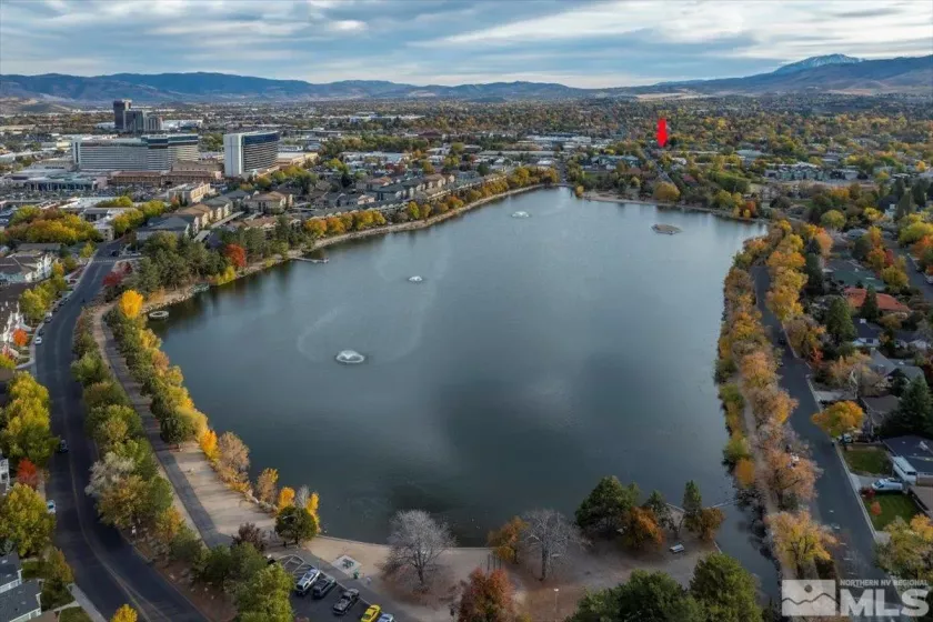 2955 Lakeside, Reno, Nevada 89509, 1 Bedroom Bedrooms, ,1 BathroomBathrooms,Residential,Residential,Lakeside,240014257