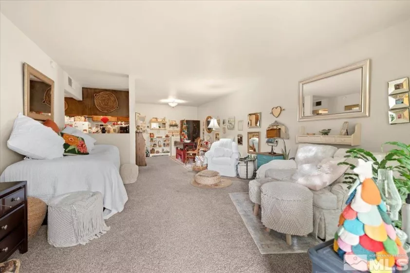 2955 Lakeside, Reno, Nevada 89509, 1 Bedroom Bedrooms, ,1 BathroomBathrooms,Residential,Residential,Lakeside,240014257