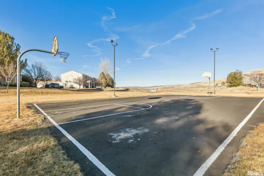 5765 Vista Serena, Sparks, Nevada 89436, 2 Bedrooms Bedrooms, ,3 BathroomsBathrooms,Residential,Residential,Vista Serena,250001761