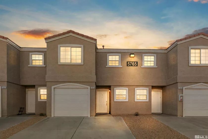 5765 Vista Serena, Sparks, Nevada 89436, 2 Bedrooms Bedrooms, ,3 BathroomsBathrooms,Residential,Residential,Vista Serena,250001761