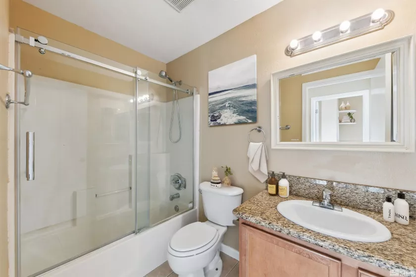5765 Vista Serena, Sparks, Nevada 89436, 2 Bedrooms Bedrooms, ,3 BathroomsBathrooms,Residential,Residential,Vista Serena,250001761