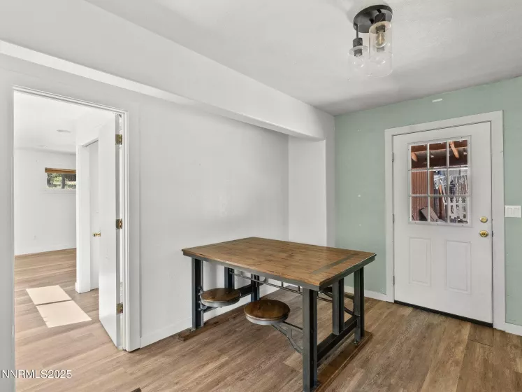 1713 Tionontati, South Lake Tahoe, California 96150, 3 Bedrooms Bedrooms, ,2 BathroomsBathrooms,Residential,Residential,Tionontati,250003088