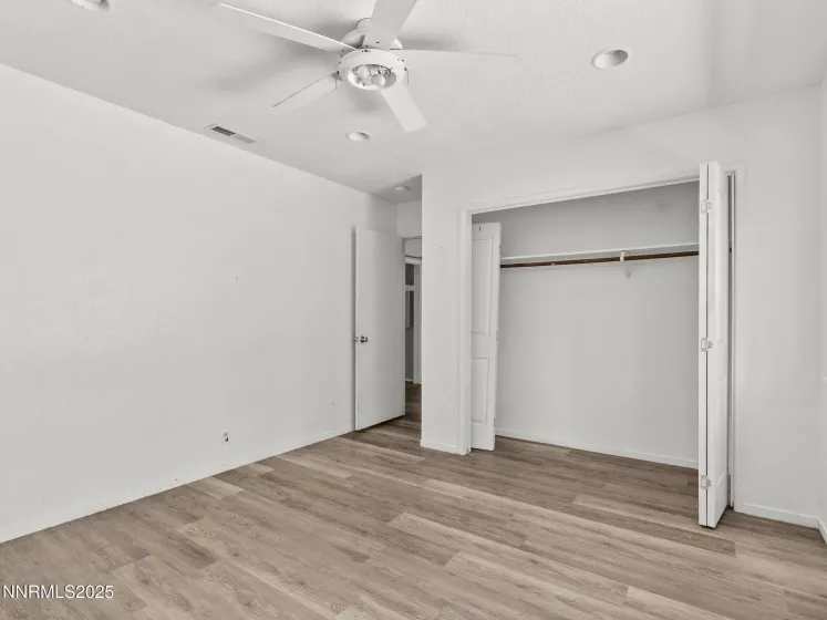 1713 Tionontati, South Lake Tahoe, California 96150, 3 Bedrooms Bedrooms, ,2 BathroomsBathrooms,Residential,Residential,Tionontati,250003088