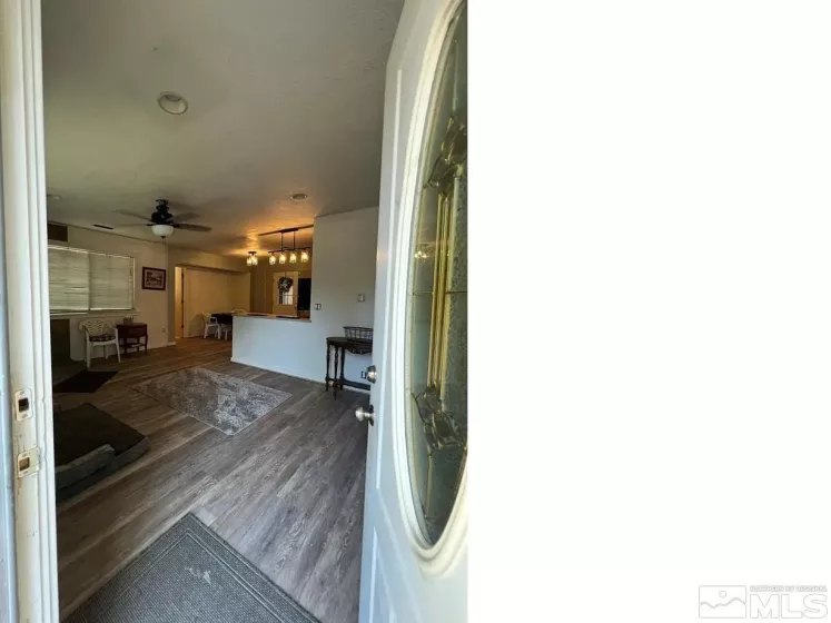 1713 Tionontati, South Lake Tahoe, California 96150, 3 Bedrooms Bedrooms, ,2 BathroomsBathrooms,Residential,Residential,Tionontati,250003088