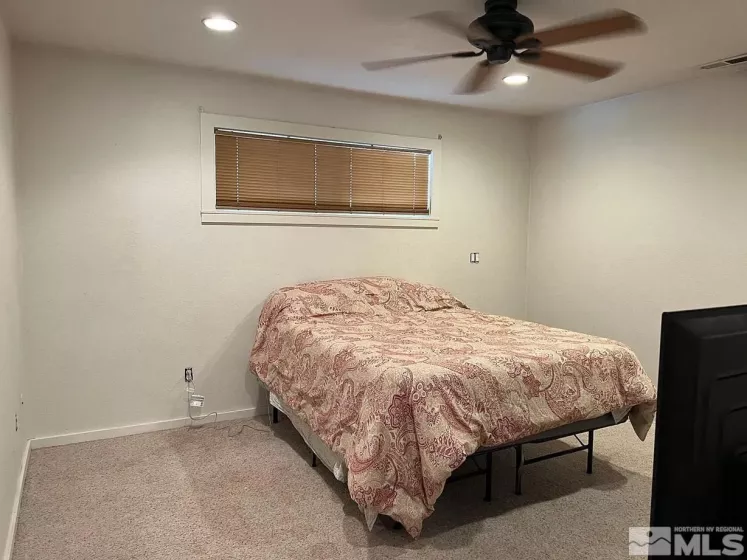 1713 Tionontati, South Lake Tahoe, California 96150, 3 Bedrooms Bedrooms, ,2 BathroomsBathrooms,Residential,Residential,Tionontati,250003088