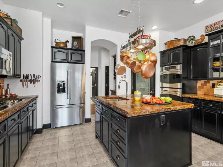 3461 Tavira, Sparks, Nevada 89436, 4 Bedrooms Bedrooms, ,3 BathroomsBathrooms,Residential,Residential,Tavira,240012471