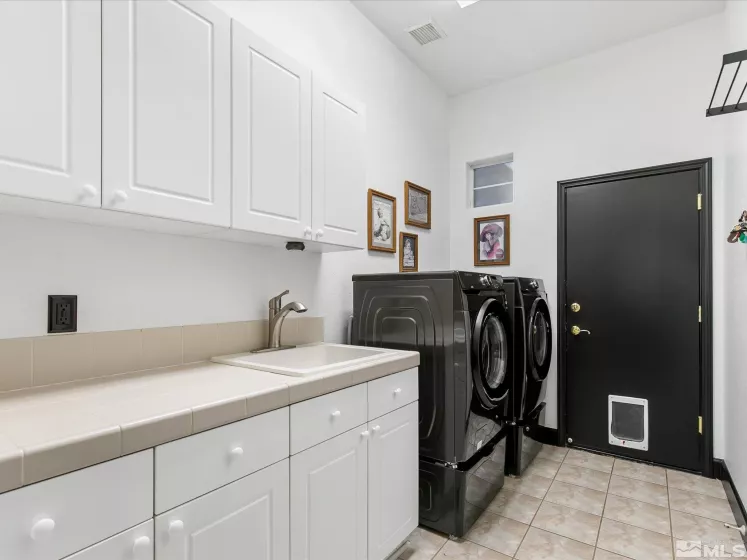 3461 Tavira, Sparks, Nevada 89436, 4 Bedrooms Bedrooms, ,3 BathroomsBathrooms,Residential,Residential,Tavira,240012471