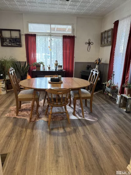 85 Main, Paradise Valley, Nevada 89426, 5 Bedrooms Bedrooms, ,2 BathroomsBathrooms,Residential,Residential,Main,240002021