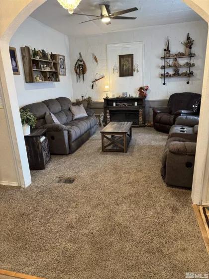 85 Main, Paradise Valley, Nevada 89426, 5 Bedrooms Bedrooms, ,2 BathroomsBathrooms,Residential,Residential,Main,240002021