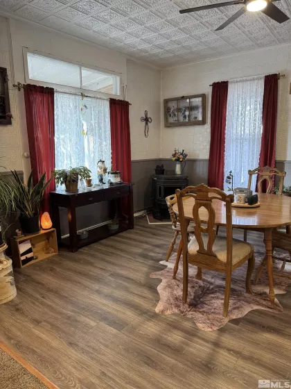 85 Main, Paradise Valley, Nevada 89426, 5 Bedrooms Bedrooms, ,2 BathroomsBathrooms,Residential,Residential,Main,240002021