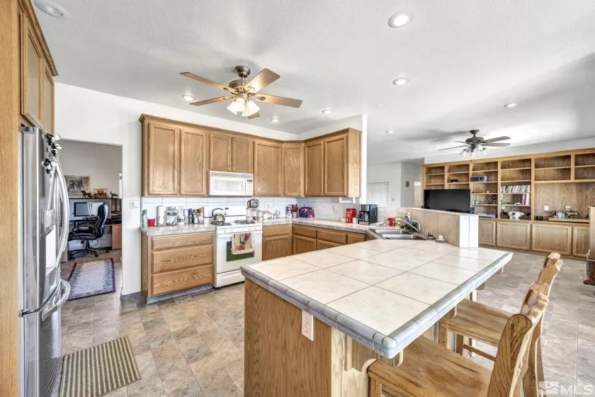 88 Smith Gage, Smith, Nevada 89430, 4 Bedrooms Bedrooms, ,3 BathroomsBathrooms,Farm & Ranch,Residential,Smith Gage,240011524