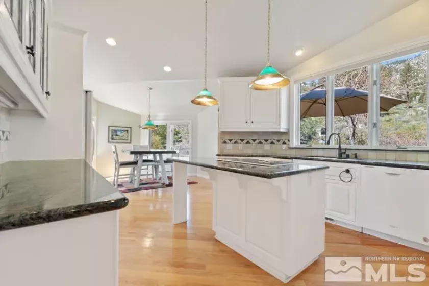 1220 Quail Ridge, Gardnerville, Nevada 89460, 5 Bedrooms Bedrooms, ,3 BathroomsBathrooms,Residential,Residential,Quail Ridge,240004517