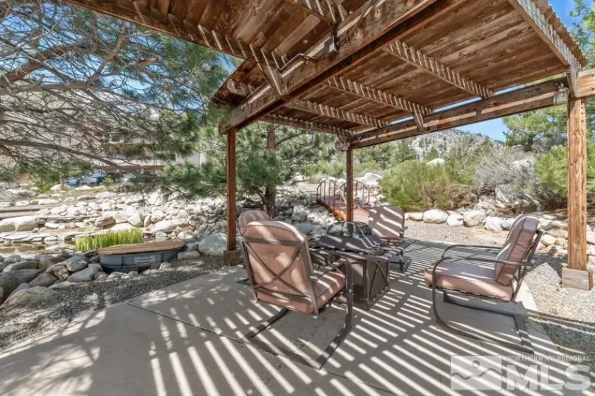 1220 Quail Ridge, Gardnerville, Nevada 89460, 5 Bedrooms Bedrooms, ,3 BathroomsBathrooms,Residential,Residential,Quail Ridge,240004517