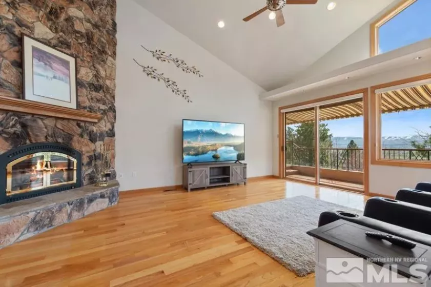 1220 Quail Ridge, Gardnerville, Nevada 89460, 5 Bedrooms Bedrooms, ,3 BathroomsBathrooms,Residential,Residential,Quail Ridge,240004517
