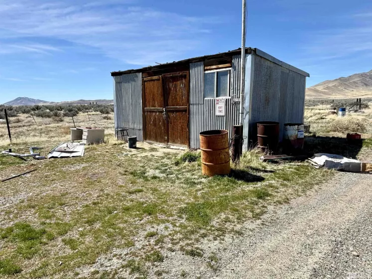 4055 US HWY 95, Winnemucca, Nevada 89445, 4 Bedrooms Bedrooms, ,2 BathroomsBathrooms,Residential,Residential,US HWY 95,250003784