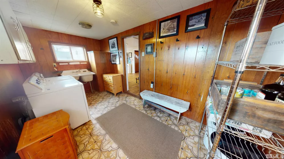 60 Stateline, Mc Dermitt, Nevada 89421, 3 Bedrooms Bedrooms, ,3 BathroomsBathrooms,Residential,Residential,Stateline,230013505