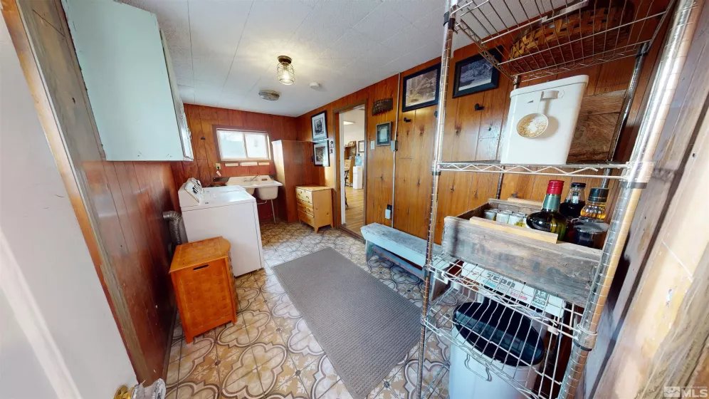 60 Stateline, Mc Dermitt, Nevada 89421, 3 Bedrooms Bedrooms, ,3 BathroomsBathrooms,Residential,Residential,Stateline,230013505