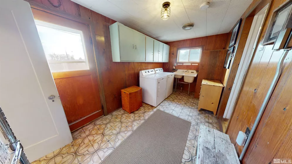 60 Stateline, Mc Dermitt, Nevada 89421, 3 Bedrooms Bedrooms, ,3 BathroomsBathrooms,Residential,Residential,Stateline,230013505