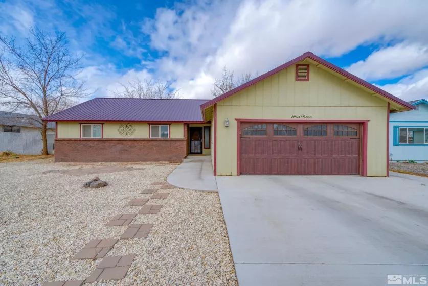411 Heron, Fallon, Nevada 89406, 3 Bedrooms Bedrooms, ,2 BathroomsBathrooms,Residential,Residential,Heron,250004068