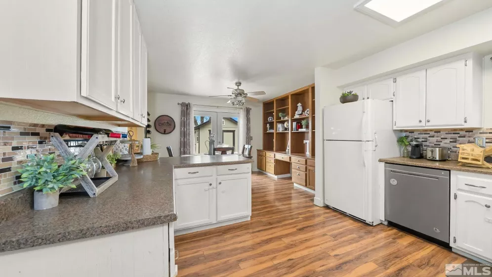 411 Heron, Fallon, Nevada 89406, 3 Bedrooms Bedrooms, ,2 BathroomsBathrooms,Residential,Residential,Heron,250004068