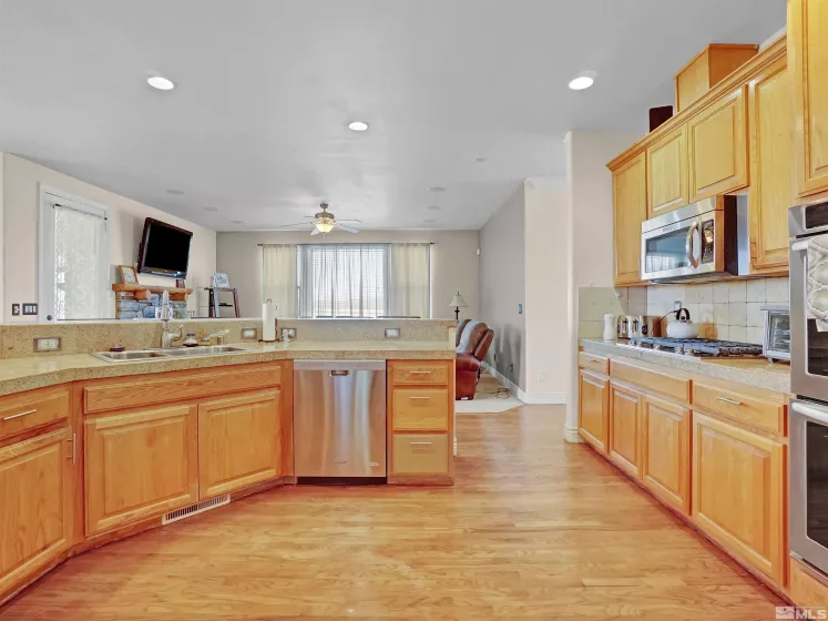 310 Eagle, Smith, Nevada 89430, 4 Bedrooms Bedrooms, ,3 BathroomsBathrooms,Residential,Residential,Eagle,240002305