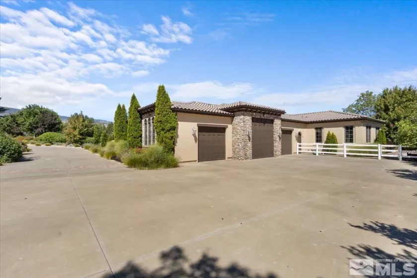 1555 Boulder Field, Reno, Nevada 89511, 4 Bedrooms Bedrooms, ,5 BathroomsBathrooms,Residential,Residential,Boulder Field,240010765