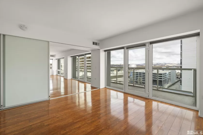 255 Sierra, Reno, Nevada 89501, 1 Bedroom Bedrooms, ,1 BathroomBathrooms,Residential,Residential,Sierra,250004254